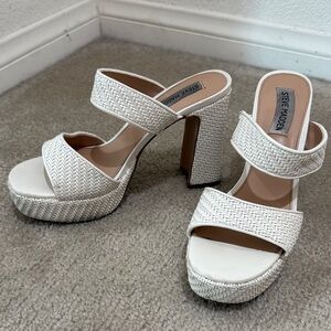 Steve Madden white Platform Sandals
